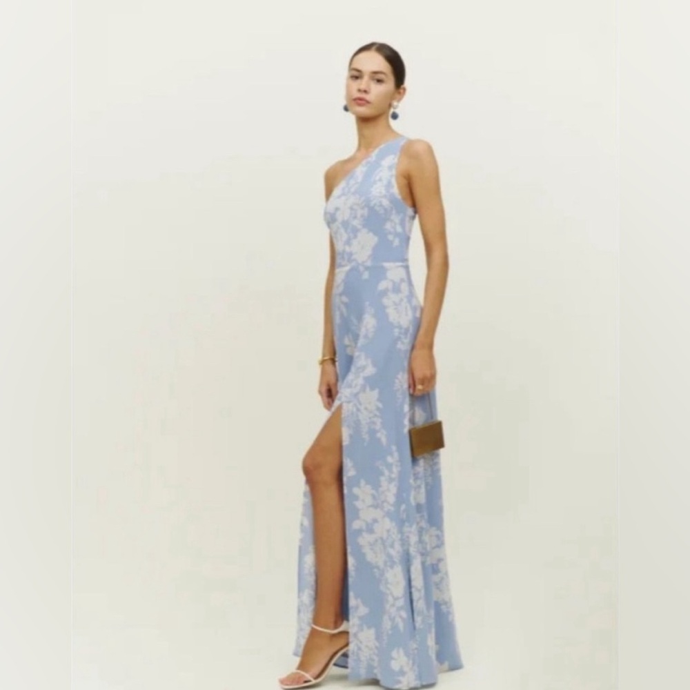 Reformation Evelyn dress in Aliso — size 8 (only worn once as a bridesmaid)